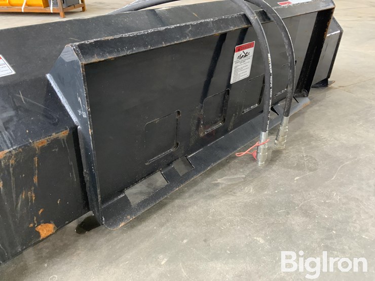 2026-massey-ferguson-730-image-11