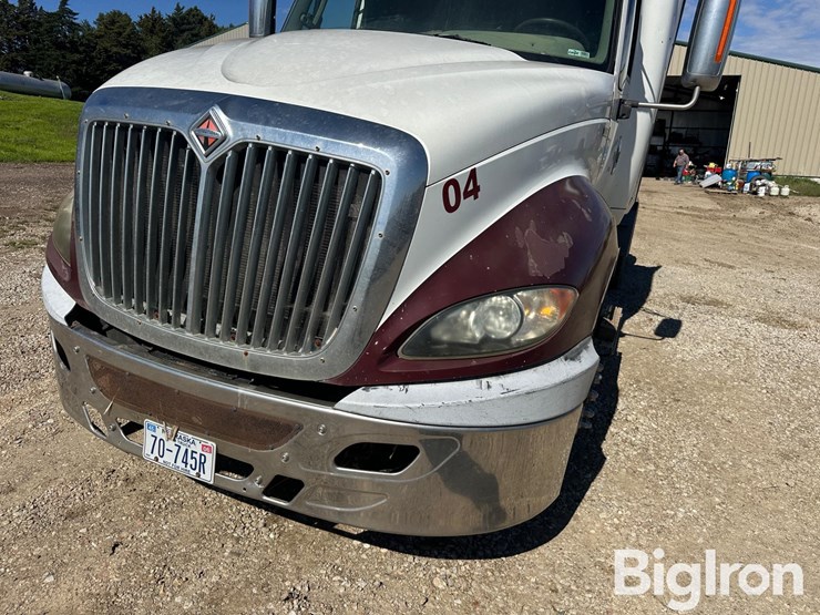 2012-international-prostar-image-15