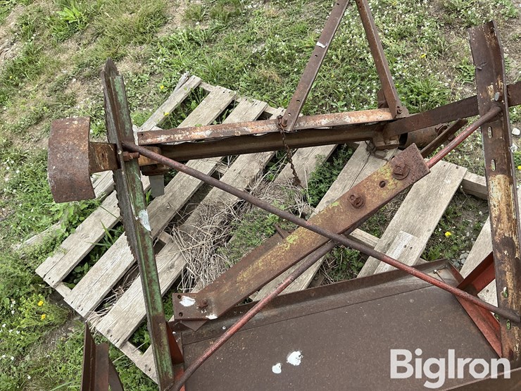 saw-blade-image-16