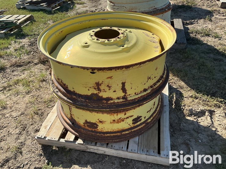 john-deere-12-image-7