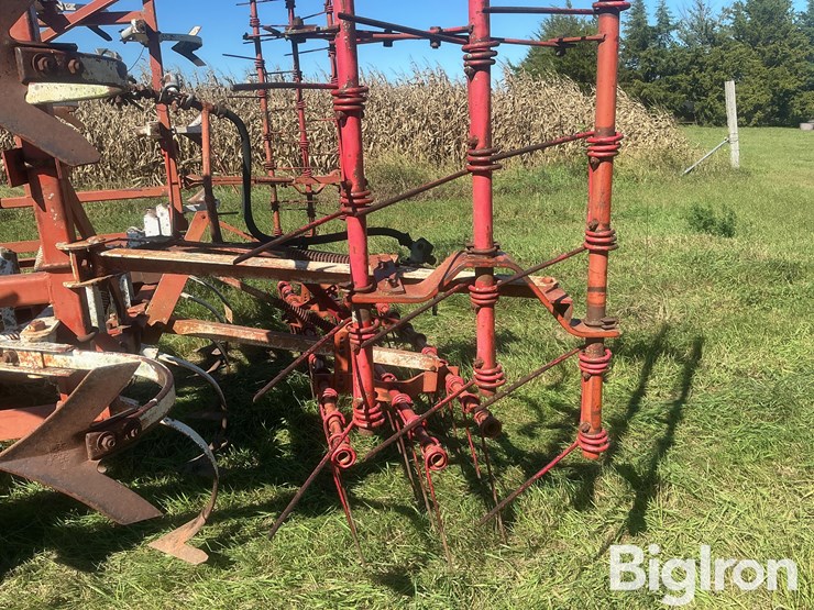 wil-rich-4640-field-cultivator-image-11