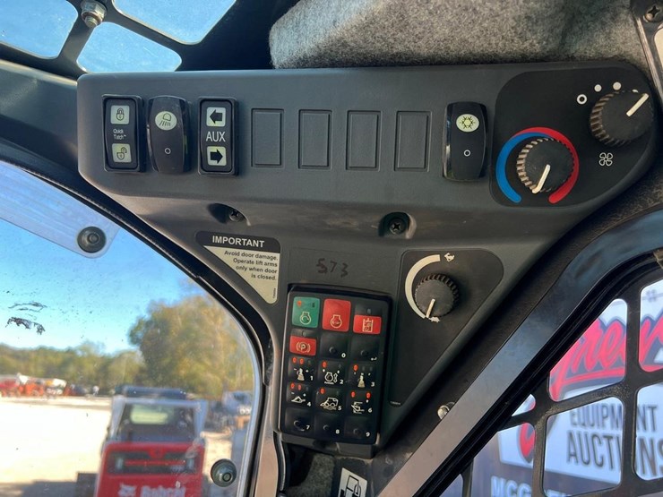2024-deere-331g-image-17