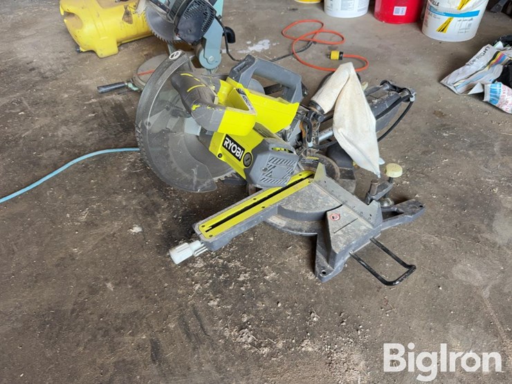 ryobi-10”-sliding-compound-miter-saw-image-1
