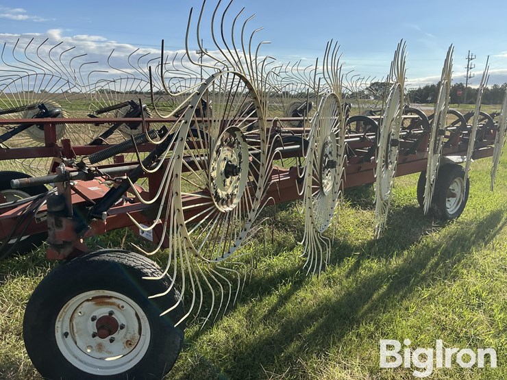 hesston-3991-image-14