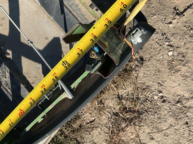john-deere-38-image-11