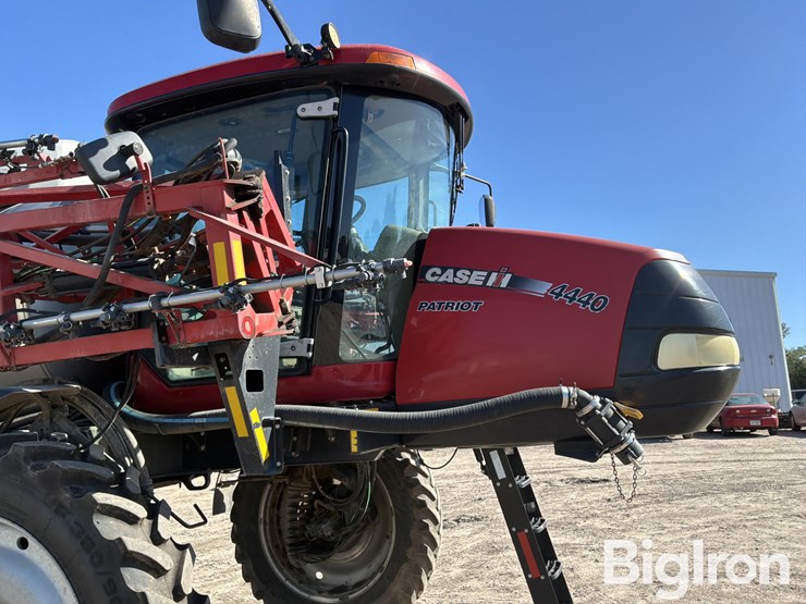 2016-case-ih-2016-image-11