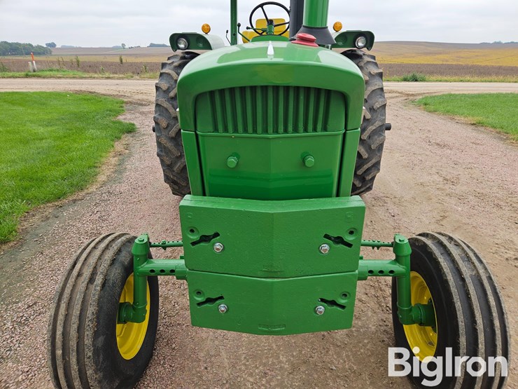 1972-john-deere-4320-image-11