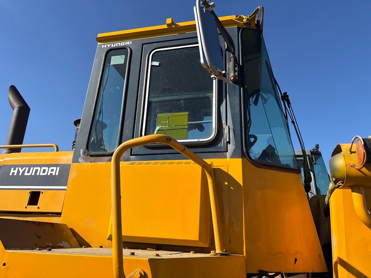 hyundai-hl760-image-20