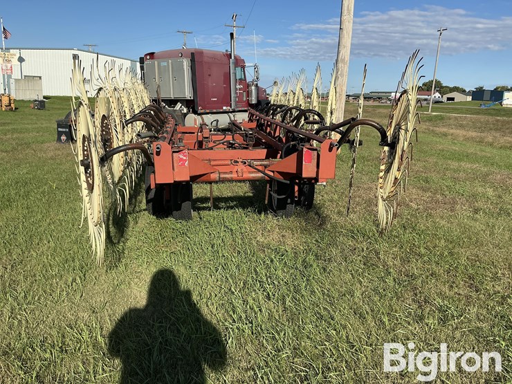 hesston-3991-image-6
