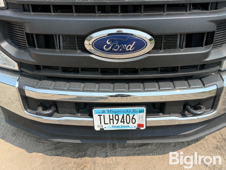 2021-ford-f450-image-11
