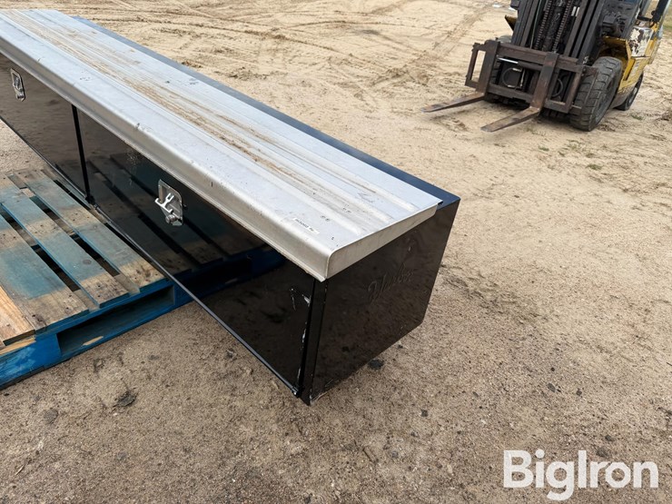 harbor-8'-aluminum-toolbox-image-9