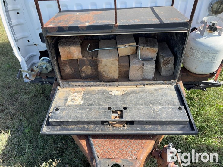 2018-shop-built-6’6”-pickup-box-camper-image-12