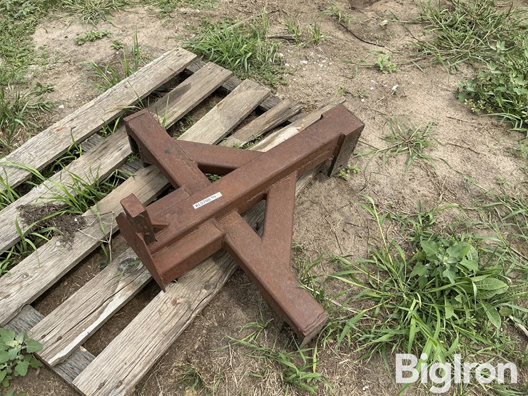 3-pt-trailer-hitch-image-1