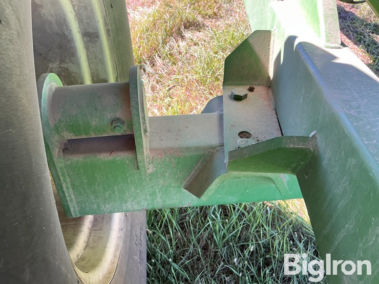 united-farm-tools-4565-grain-cart-image-15