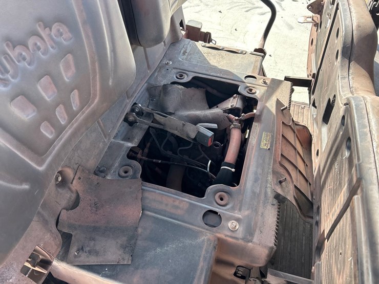 kubota-rtvx1140-image-14