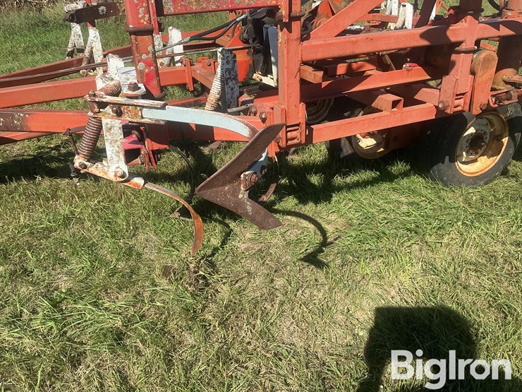 wil-rich-4640-field-cultivator-image-17