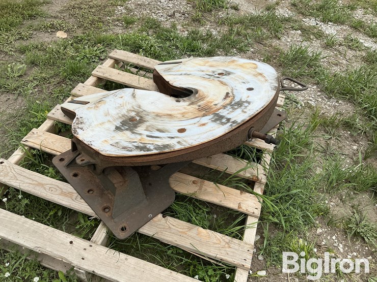 5th-wheel-plate-image-7