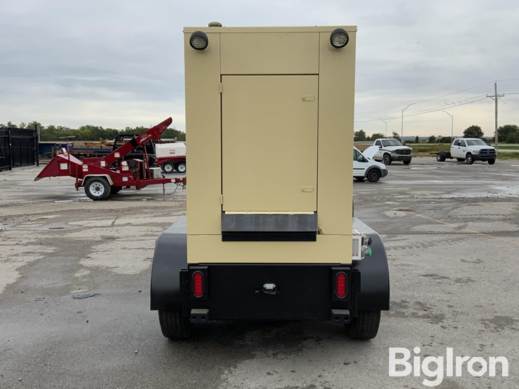 2025-massey-ferguson-730-image-6