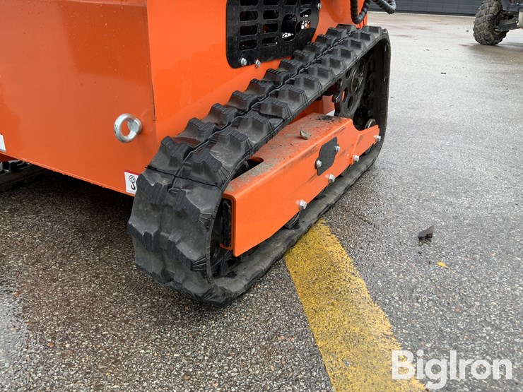 2026-massey-ferguson-730-image-14