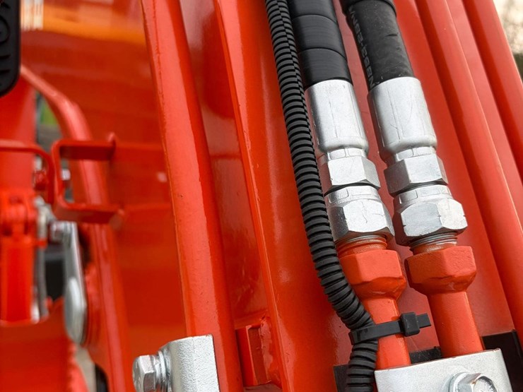 2025-kubota-u55-image-15