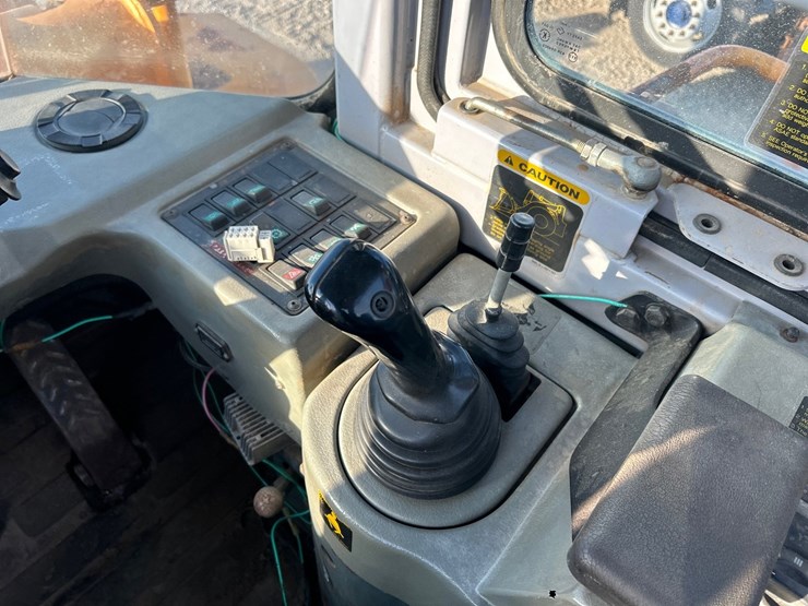 hyundai-hl760-image-69
