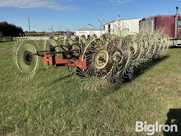 hesston-3991-image-5