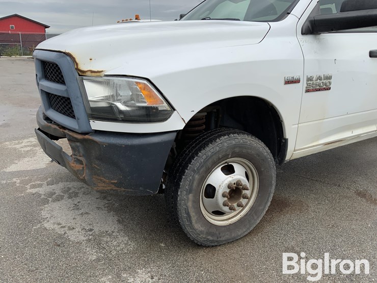 2016-ram-3500-hd-image-12