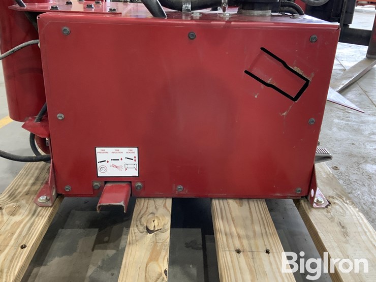 massey-ferguson-730-image-14