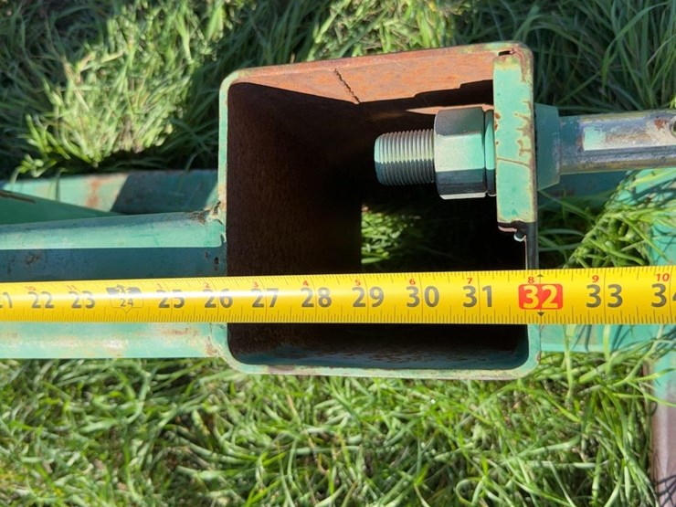shop-built-54”-3-pt-mounted-bale-fork-image-18