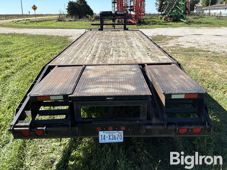 2004-diamond-t-t/a-gooseneck-flatbed-trailer-image-6