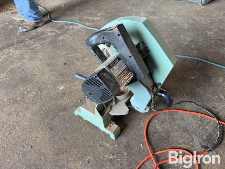 delta-34-080-10”-miter-saw-image-7
