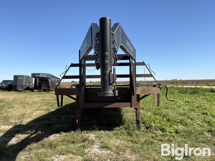 2004-diamond-t-t/a-gooseneck-flatbed-trailer-image-2