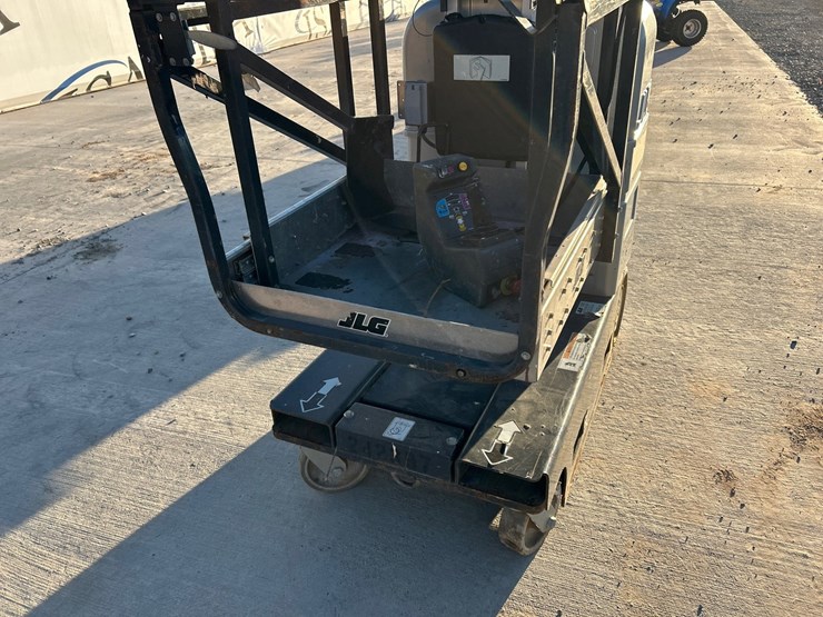 jlg-20mvl-image-8