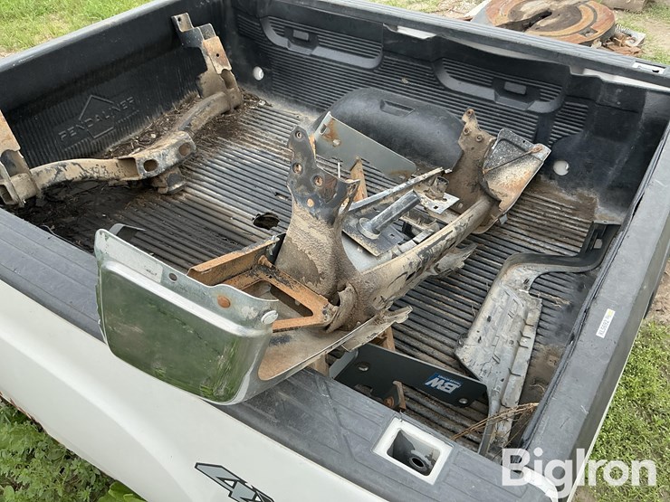 gmc-2500hd-image-19
