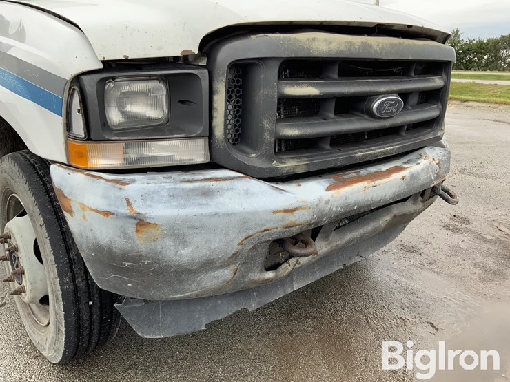 2002-ford-f550-xl-image-10