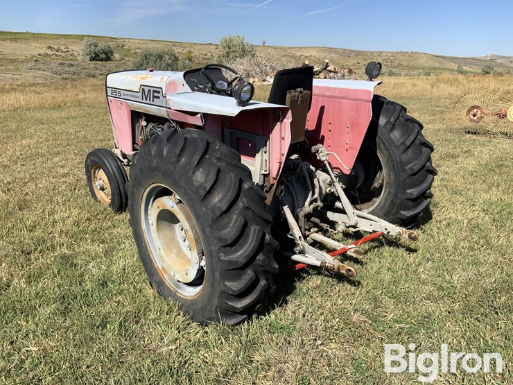 1976-massey-ferguson-255-image-7