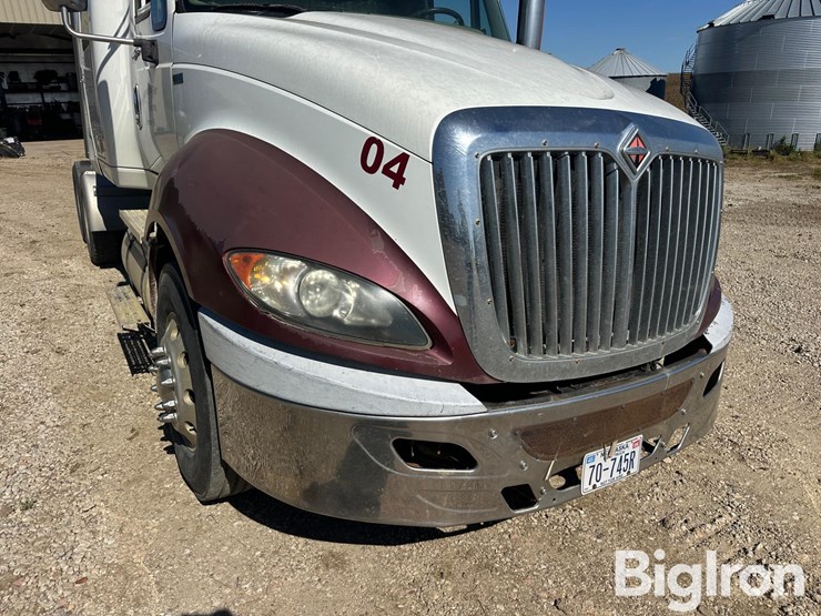 2012-international-prostar-image-16