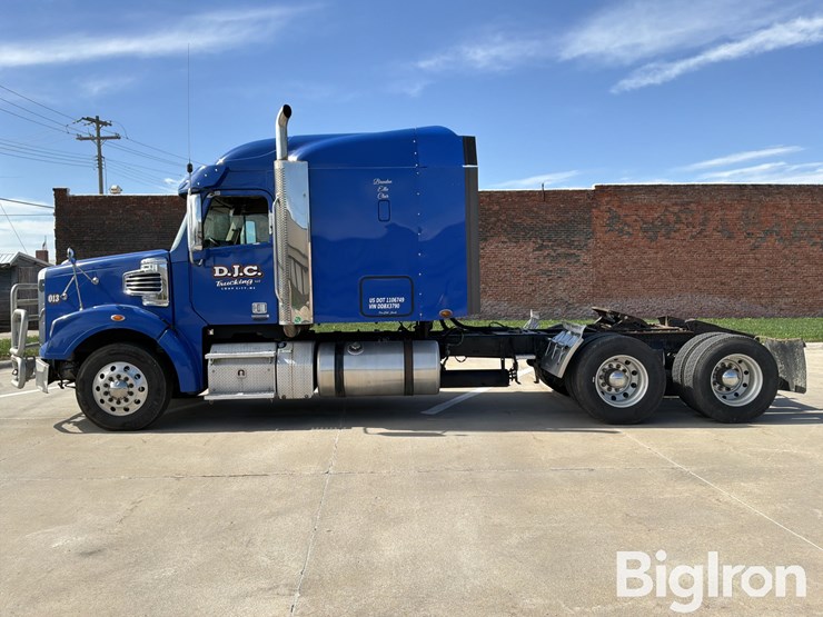 2013-freightliner-coronado-122sd-t/a-truck-tractor-image-8