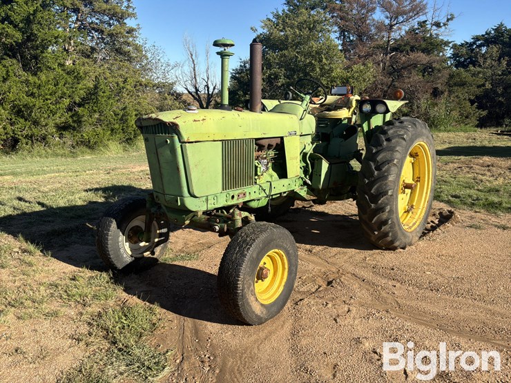 john-deere-2-image-1