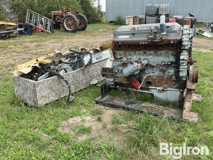 detroit-series-60-engine-image-4