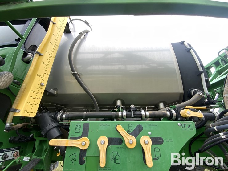 2017-john-deere-r4038-image-16