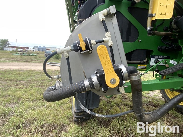 2017-john-deere-r4038-image-17
