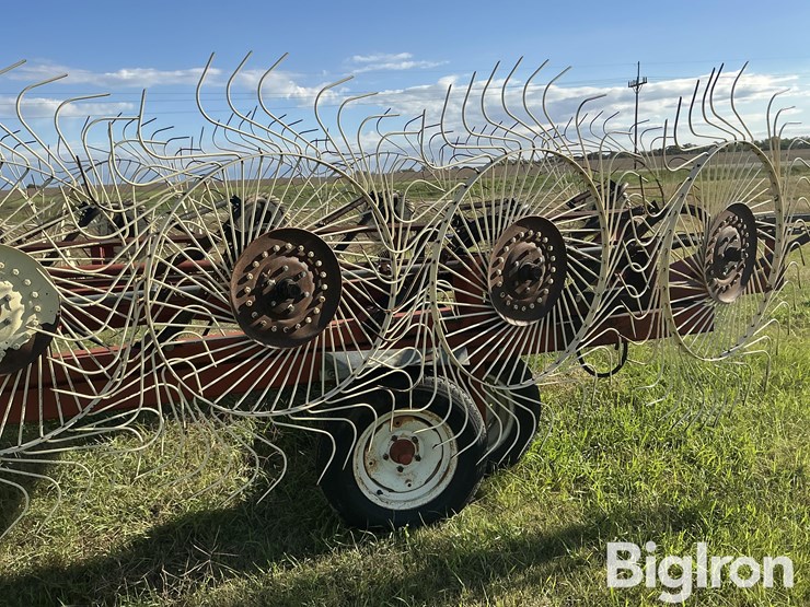 hesston-3991-image-18