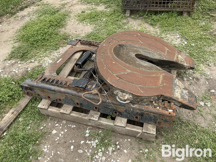 adjustable-5th-wheel-plate-image-4