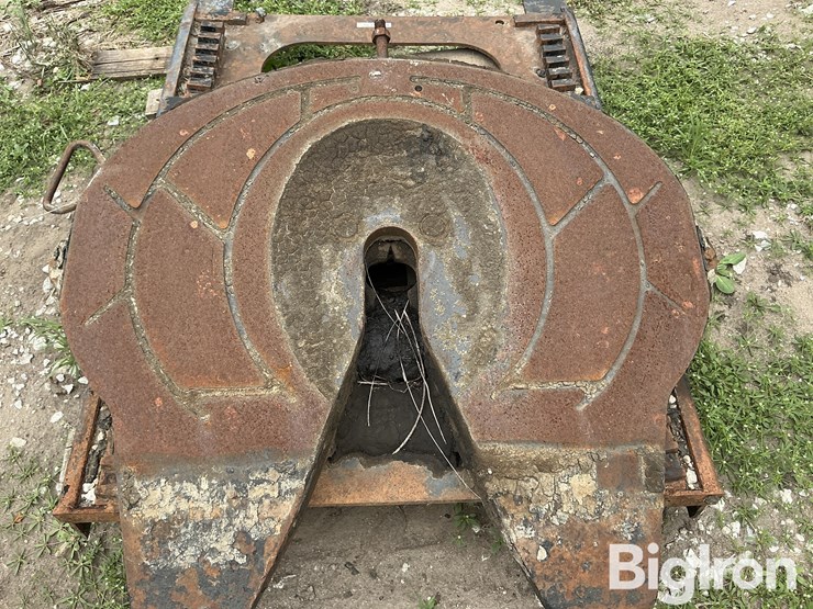 adjustable-5th-wheel-plate-image-14