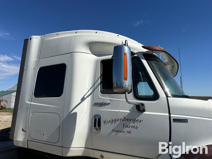 2012-international-prostar-image-20