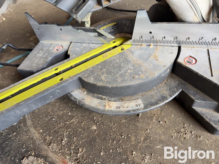 ryobi-10”-sliding-compound-miter-saw-image-12
