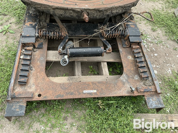 adjustable-5th-wheel-plate-image-10