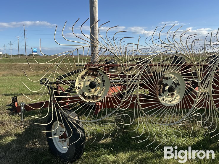 hesston-3991-image-15