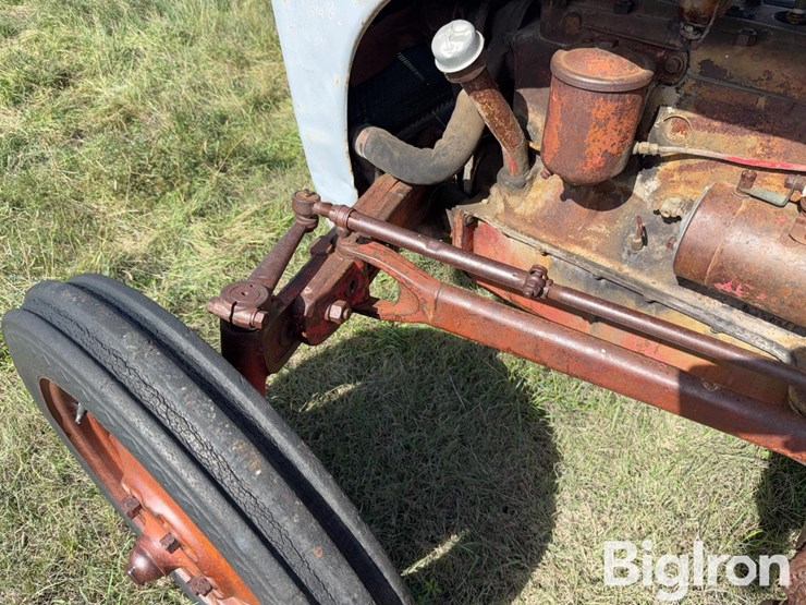 ford-8n-image-19